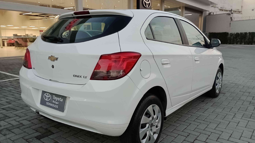 chevrolet onix 1.4 mpfi lt 8v flex 4p manual 2016