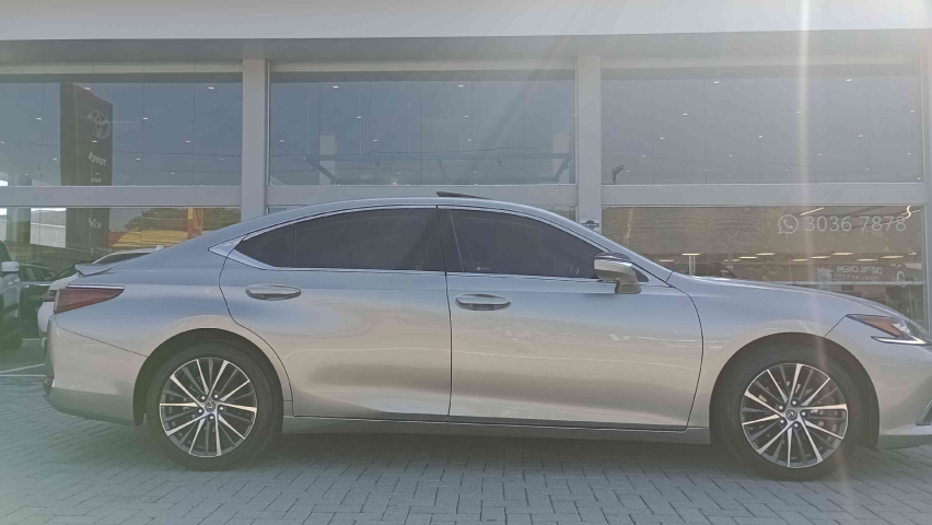 lexus es 300h 2.5 16v hibrido cvt 4p automatico 2023