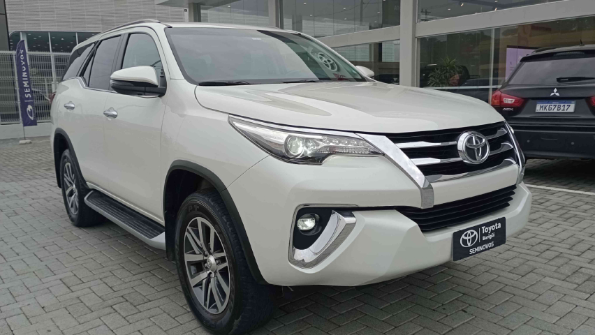 toyota hilux sw4 2.8 srx 4x4 16v turbo intercooler diesel 4p automatico 2019