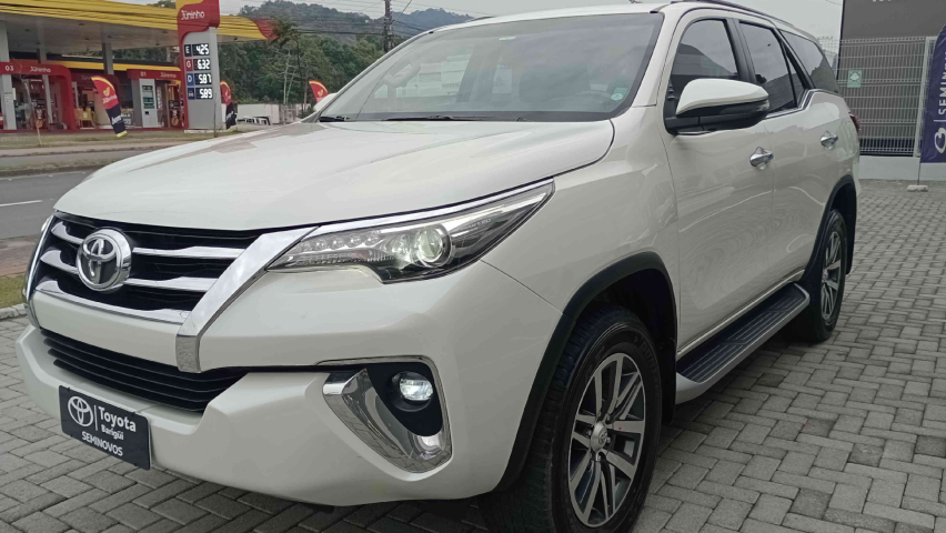 toyota hilux sw4 2.8 srx 4x4 16v turbo intercooler diesel 4p automatico 2019