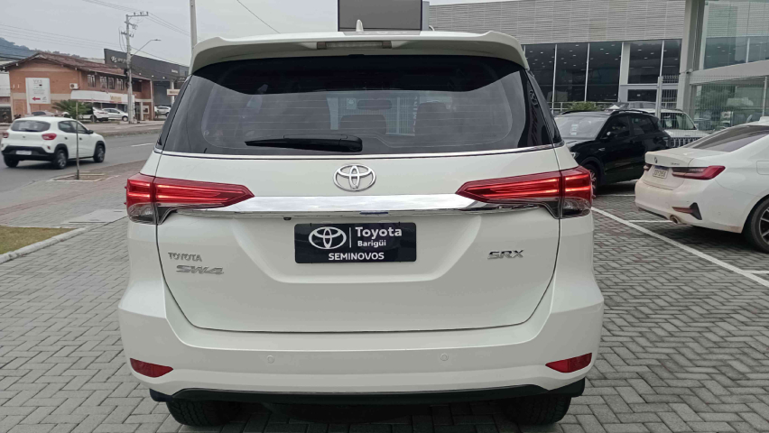 toyota hilux sw4 2.8 srx 4x4 16v turbo intercooler diesel 4p automatico 2019