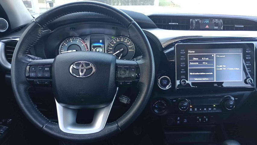 toyota hilux 2.8 d-4d turbo diesel cd srx 4x4 automatico 4p 2023