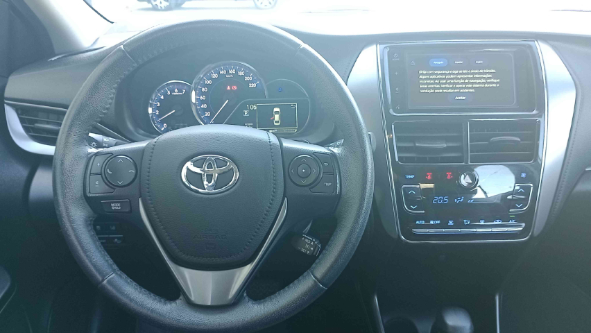 toyota yaris 1.5 16v flex sedan xs connect multidrive 4p automatico 2023