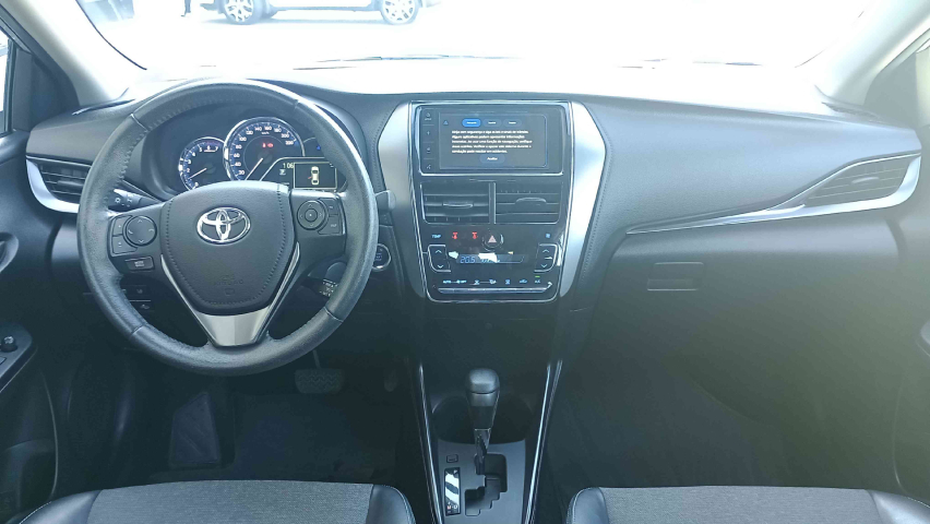 toyota yaris 1.5 16v flex sedan xs connect multidrive 4p automatico 2023