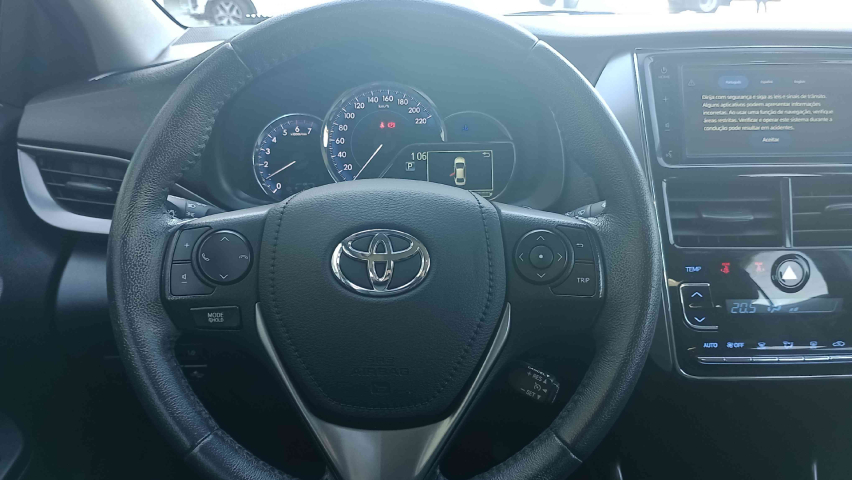toyota yaris 1.5 16v flex sedan xs connect multidrive 4p automatico 2023