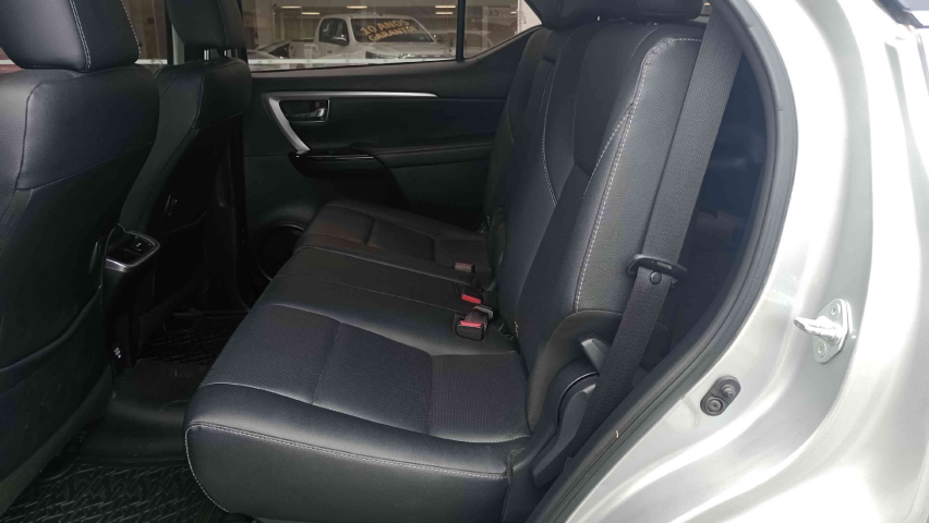 toyota hilux sw4 2.8 d-4d turbo diesel srx 4x4 automatico 4p 2021