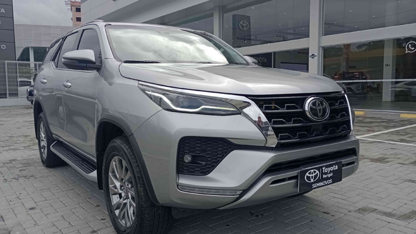 toyota hilux sw4 2.8 d-4d turbo diesel srx 4x4 automatico 4p 2021