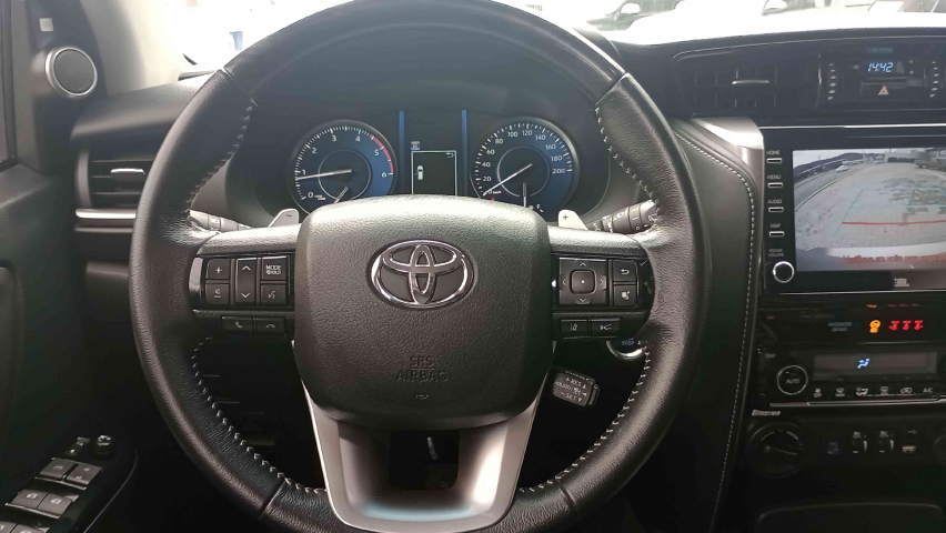 toyota hilux sw4 2.8 d-4d turbo diesel srx 4x4 automatico 4p 2021