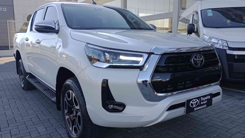 toyota hilux 2.8 d-4d turbo diesel cd srx 4x4 automatico 4p 2024