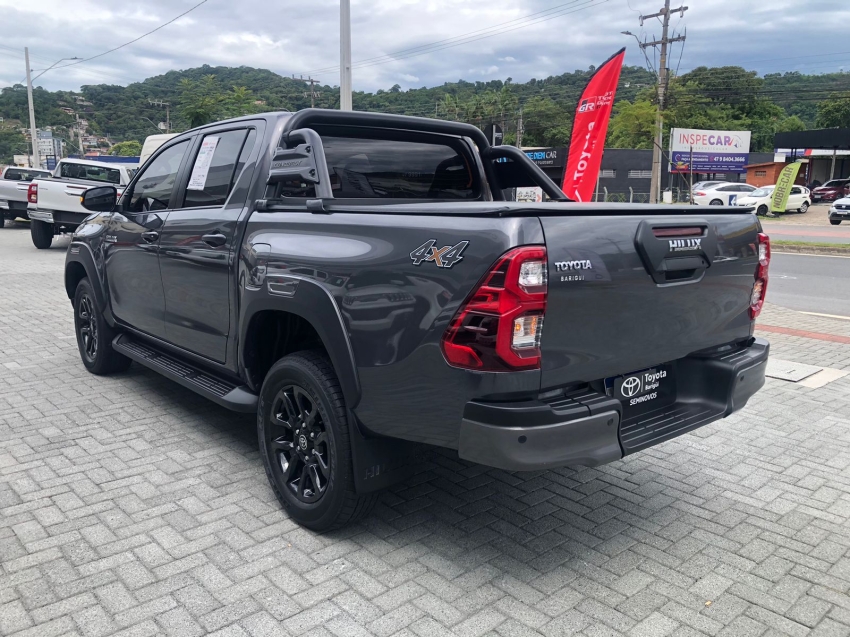 toyota hilux 2.8 d-4d turbo diesel cd conquest 4x4 automatico 4p 20242