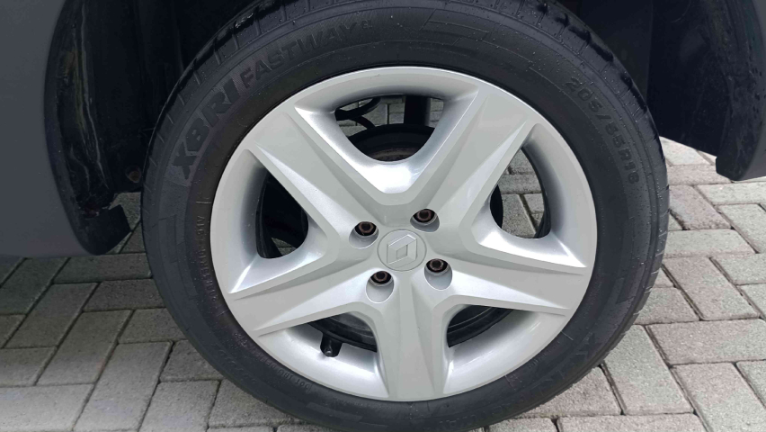 renault logan 1.6 16v sce flex zen x-tronic 4p automatico 2020