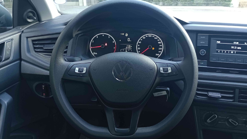 volkswagen polo 1.0 mpi track manual flex 4p 2024