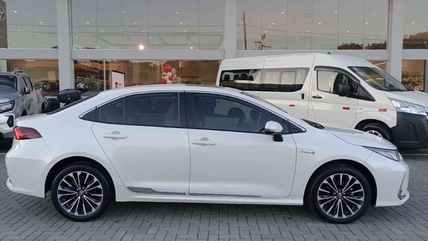 toyota corolla 1.8 vvt-i hybrid flex altis premium cvt hibrido 4p automatico 2024
