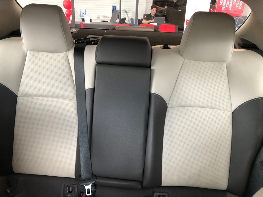 corolla altis hibrido premium16