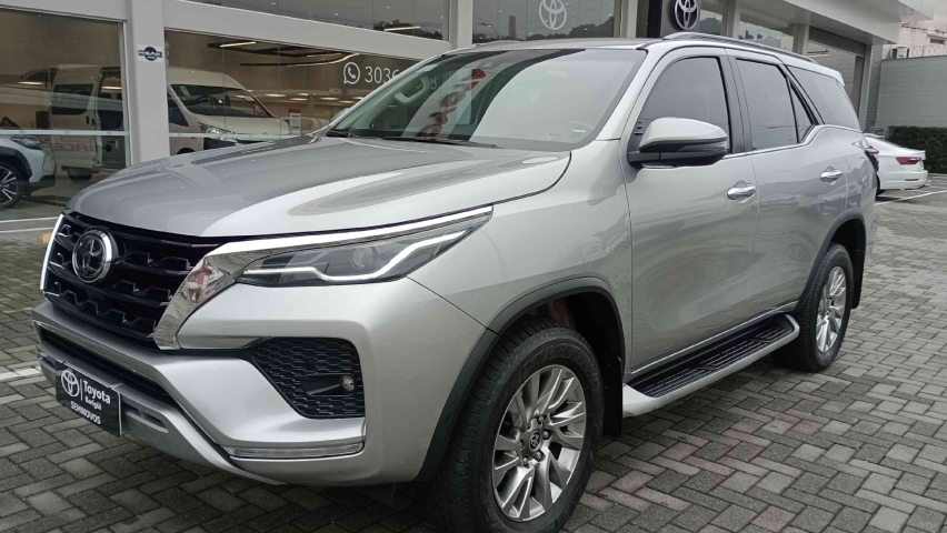 toyota hilux sw4 2.8 d-4d turbo diesel srx 4x4 automatico 4p 2021