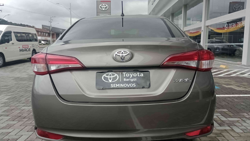 toyota yaris 1.5 16v flex sedan xl live multidrive 4p automatico 2021
