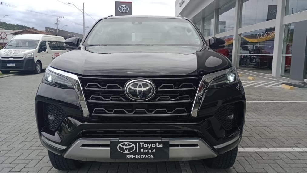 toyota hilux sw4 2.8 d-4d turbo diesel srx 4x4 automatico 4p 2021