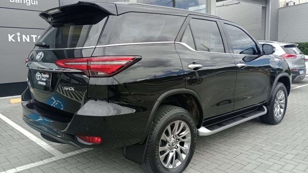 toyota hilux sw4 2.8 d-4d turbo diesel srx 4x4 automatico 4p 2021