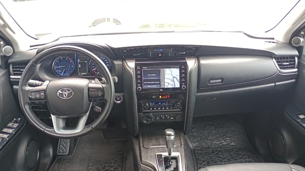 toyota hilux sw4 2.8 d-4d turbo diesel srx 4x4 automatico 4p 2021