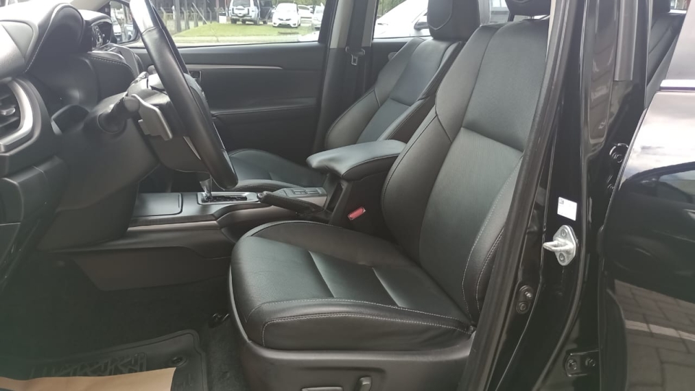 toyota hilux sw4 2.8 d-4d turbo diesel srx 4x4 automatico 4p 2021