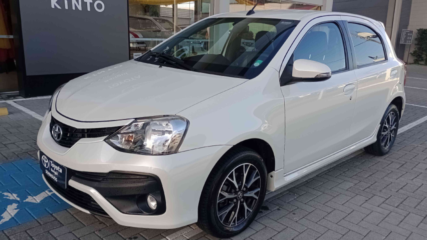 toyota etios 1.5 platinum 16v flex 4p automatico 2017