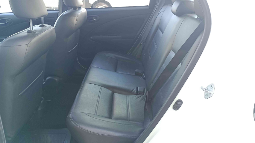 toyota etios 1.5 platinum 16v flex 4p automatico 2017