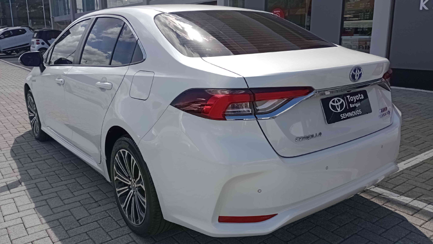 toyota corolla 1.8 vvt-i hybrid flex altis premium cvt hibrido 4p automatico 20233 toyota corolla 1.8 vvt-i hybrid flex altis premium cvt hibrido 4p automatico 20233