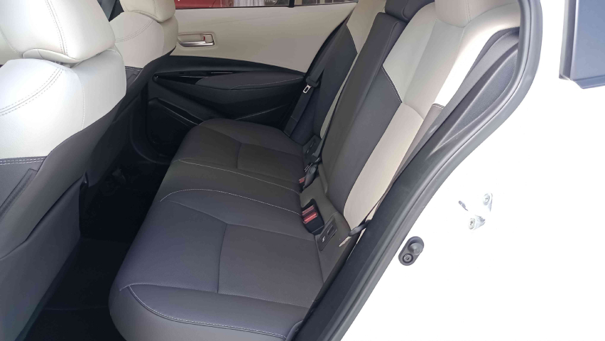 toyota corolla 1.8 vvt-i hybrid flex altis premium cvt hibrido 4p automatico 202312 toyota corolla 1.8 vvt-i hybrid flex altis premium cvt hibrido 4p automatico 202312