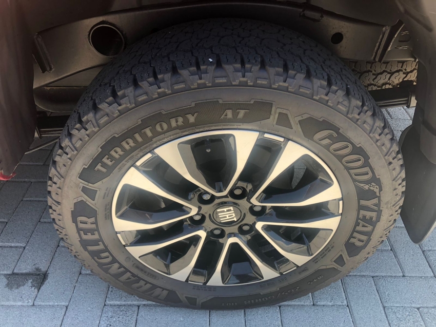 fiat titano 2.2 turbo diesel ranch 4x4 at6 4p automatico 202524