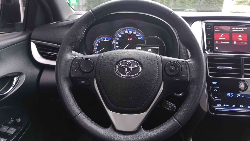 toyota yaris 1.5 16v flex xls multidrive 4p automatico 201913