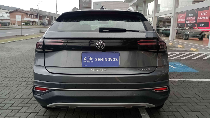 volkswagen nivus 1.0 200 tsi total flex highline automatico 4p 20234