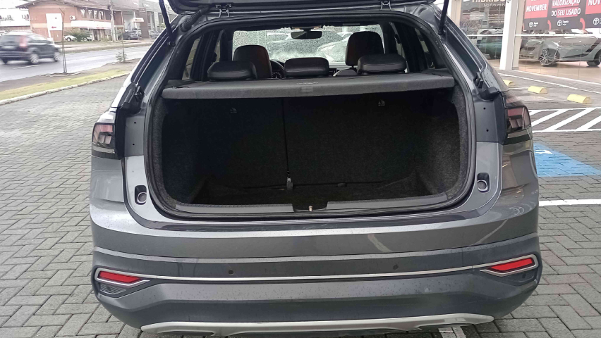 volkswagen nivus 1.0 200 tsi total flex highline automatico 4p 20239