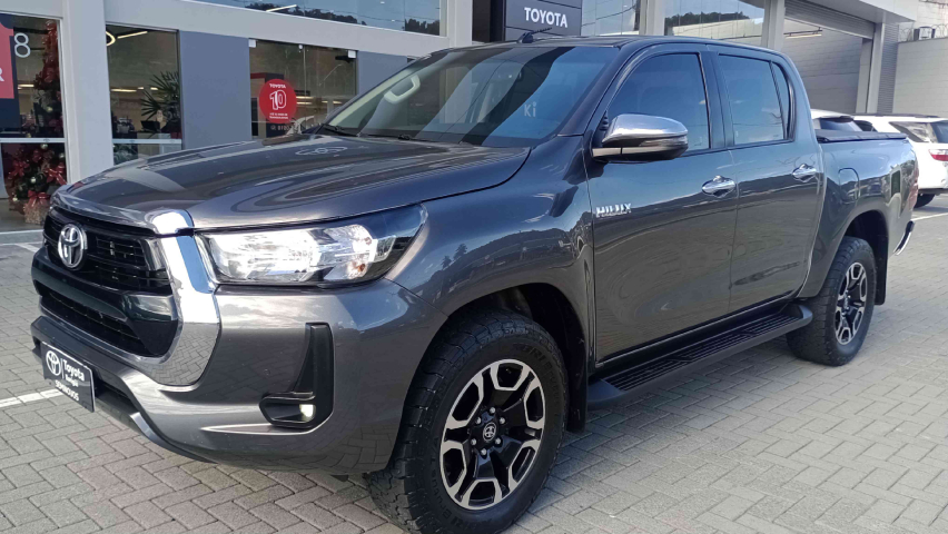toyota hilux 2.8 d-4d turbo diesel cd srv 4x4 automatico 4p 20222