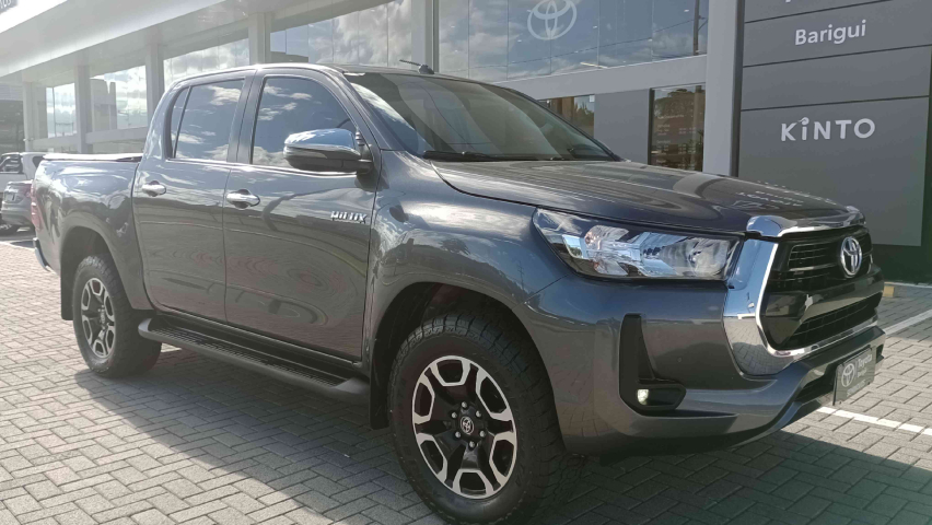 toyota hilux 2.8 d-4d turbo diesel cd srv 4x4 automatico 4p 2022