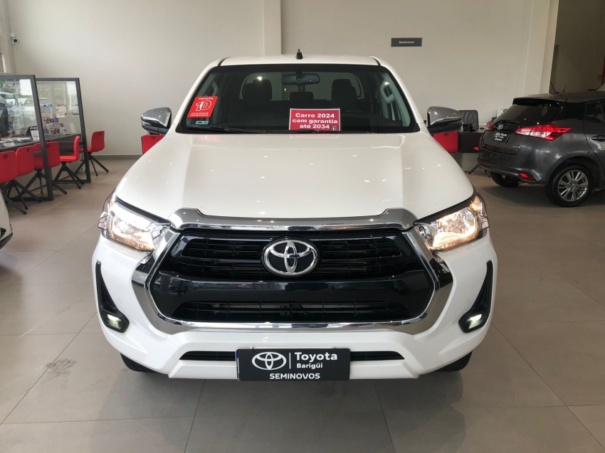 toyota hilux 2.8 d-4d turbo diesel cd srv 4x4 automatico 4p 20242
