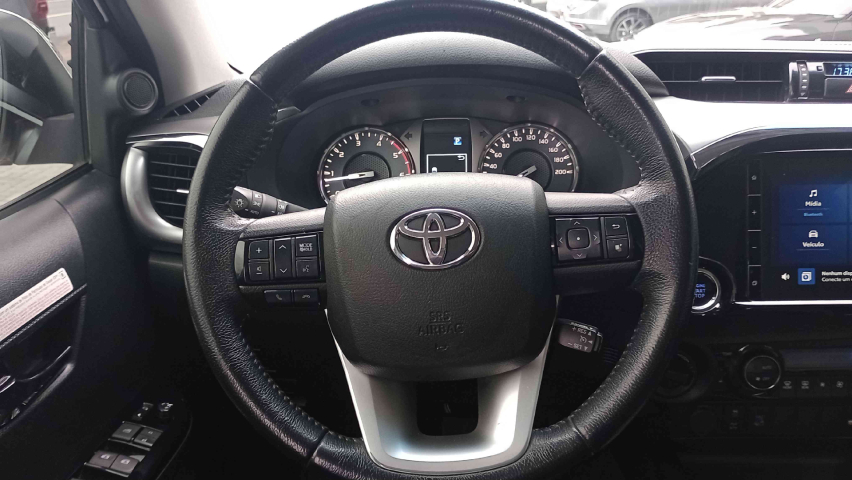 toyota hilux 2.8 d-4d turbo diesel cd srv 4x4 automatico 4p 202415