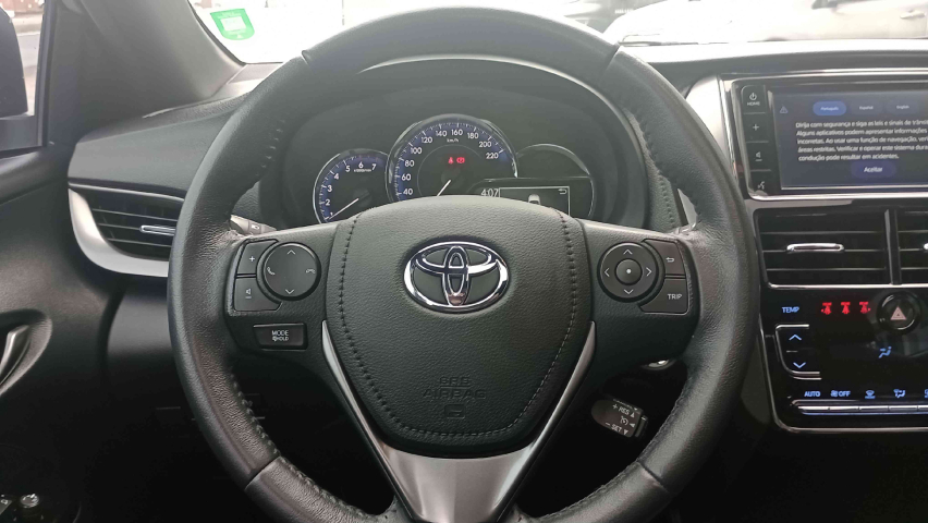 toyota yaris 1.5 16v flex xls connect multidrive 4p automatico 202315