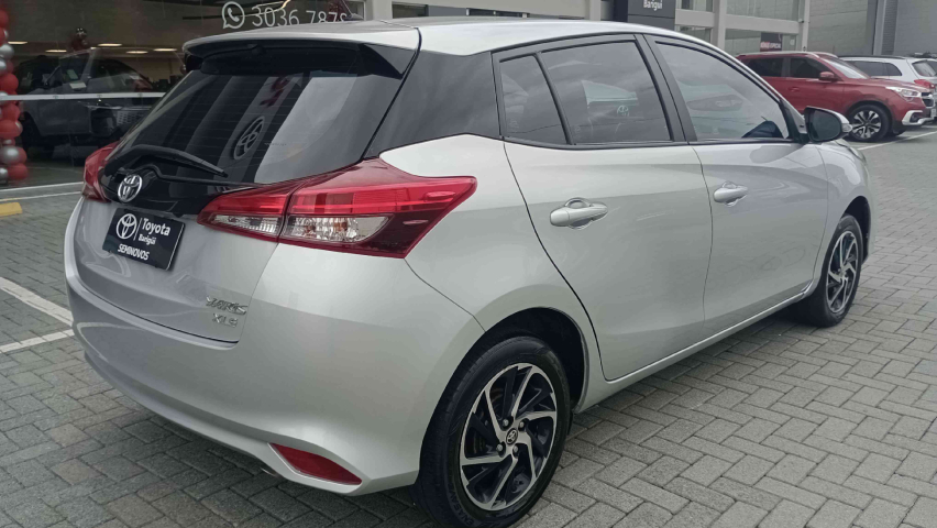 toyota yaris 1.5 16v flex xls connect multidrive 4p automatico 20235