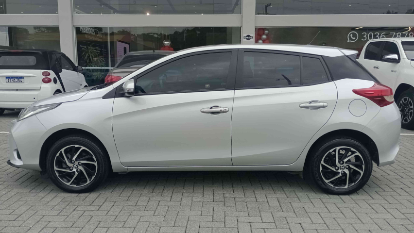 toyota yaris 1.5 16v flex xls connect multidrive 4p automatico 20237