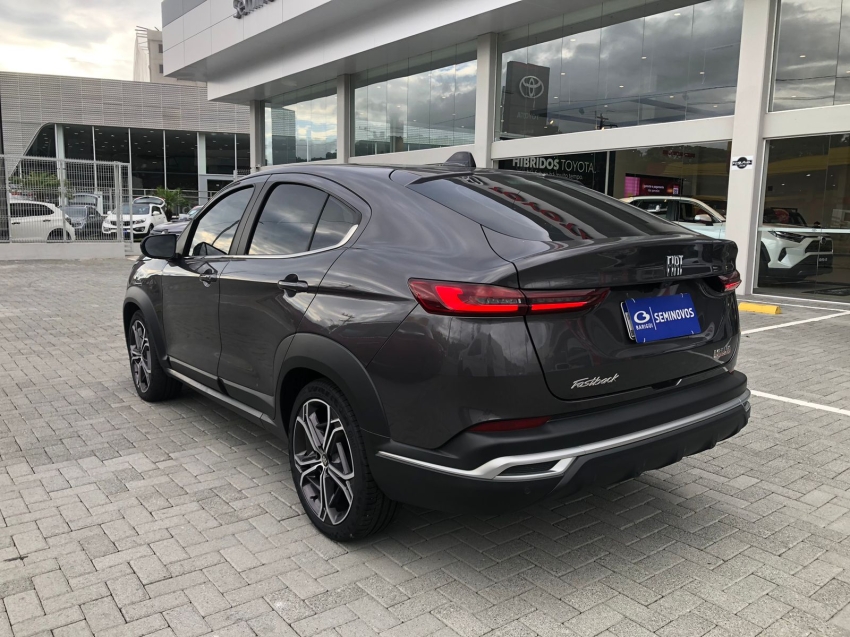fiat fastback 1.0 turbo 200 flex impetus cvt 4p automatico 20232