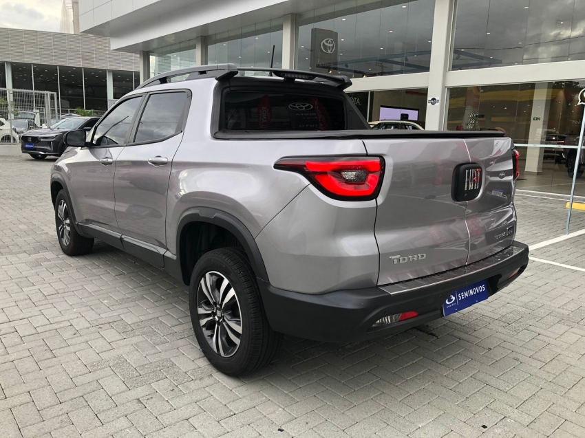 fiat toro 1.3 turbo 270 flex freedom at6 4p automatico 20242
