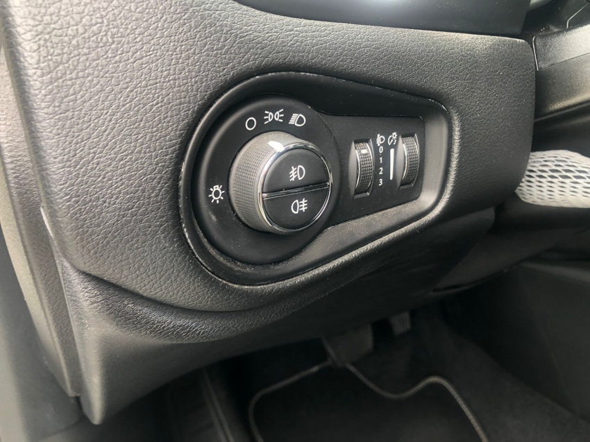 renegade longitude 4x4 2.0 at14