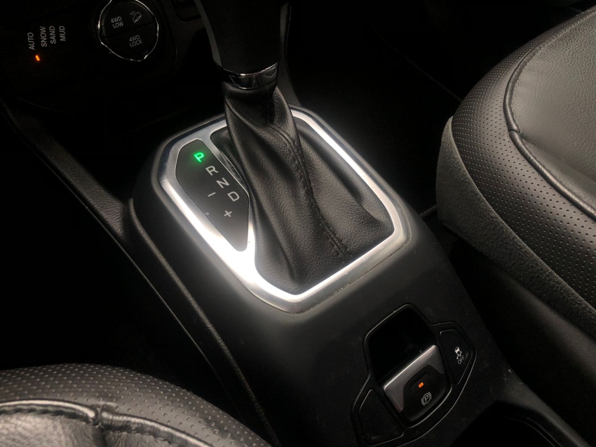 renegade longitude 4x4 2.0 at11