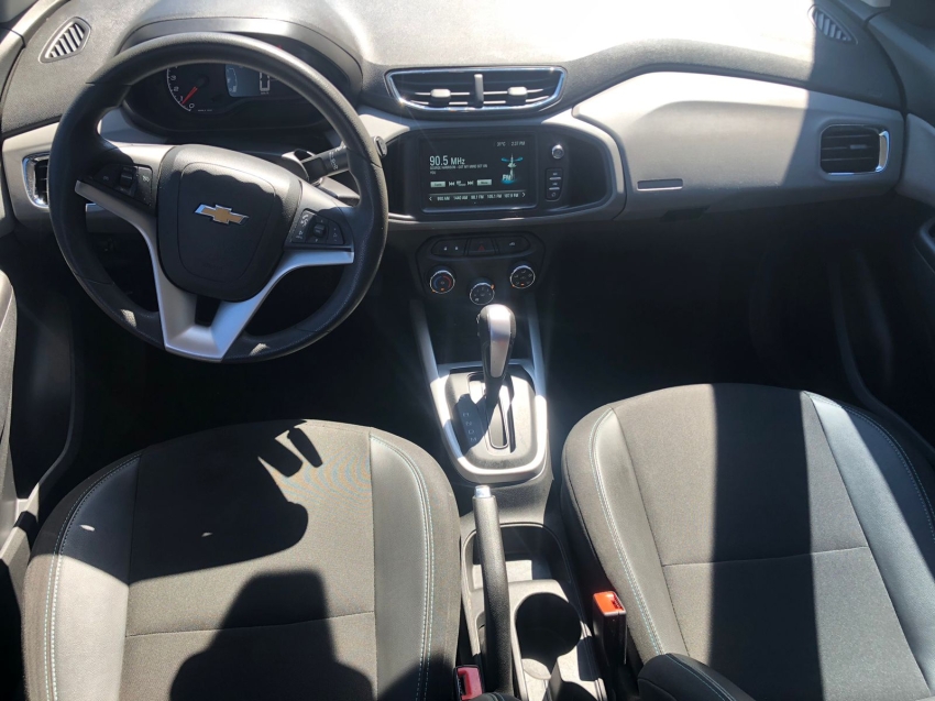 onix lt 1.4 automatico - baixa km8