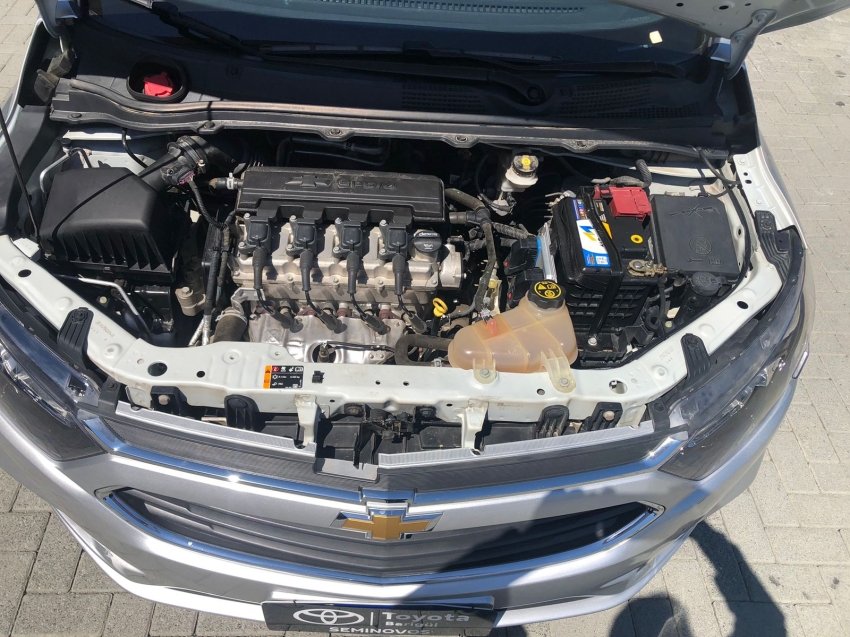 onix lt 1.4 automatico - baixa km7