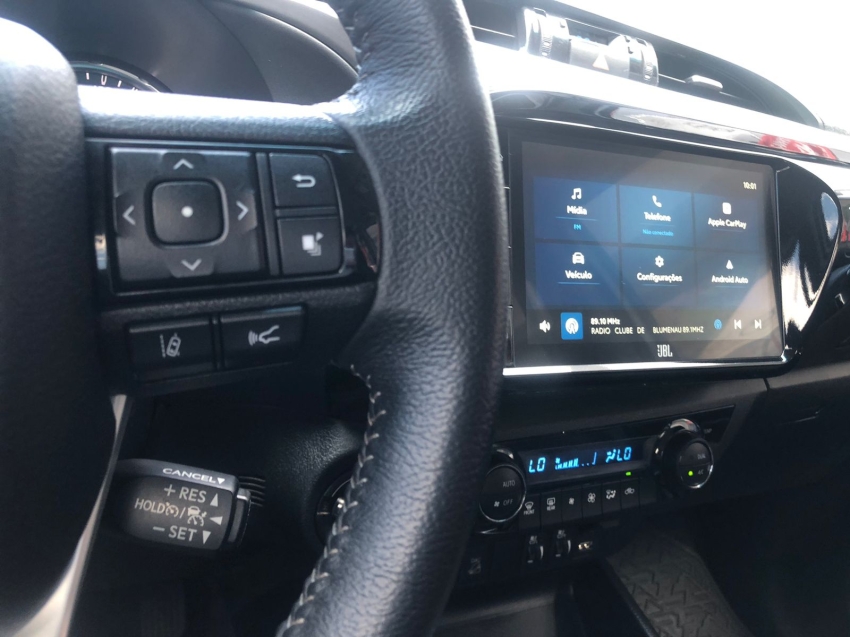 toyota hilux 2.8 d-4d turbo diesel cd srx plus 4x4 automatico 5p 202514