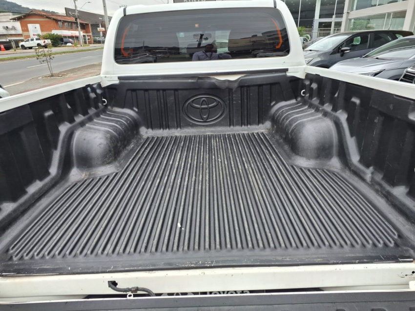 toyota hilux sr 4x4 2.8 tb at diesel automatico 2023/2412