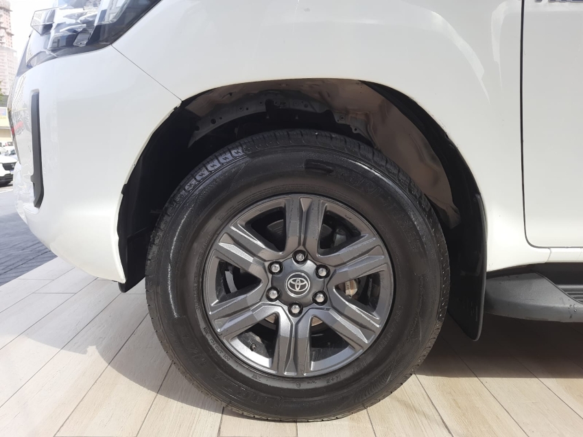 toyota hilux sr 4x4 2.8 tb at diesel automatico 2023/2418