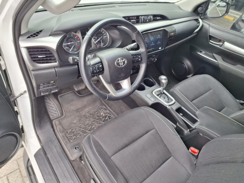 toyota hilux sr 4x4 2.8 tb at diesel automatico 2023/249