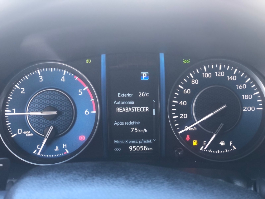 hilux sw4 srx 2.8l - 5 lugares8